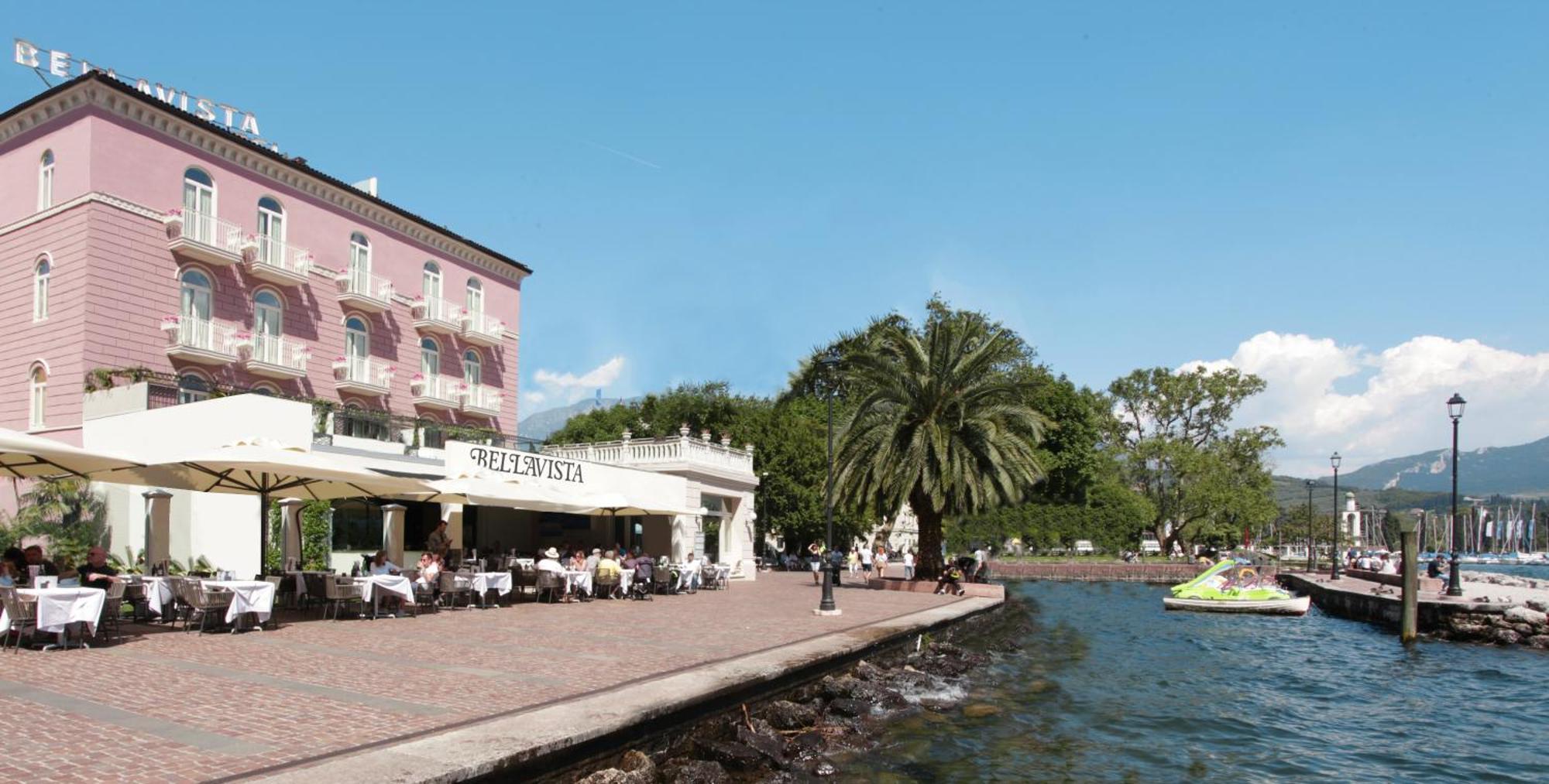 Bellavista Lakefront Hotel & Apartments Riva del Garda Exterior photo